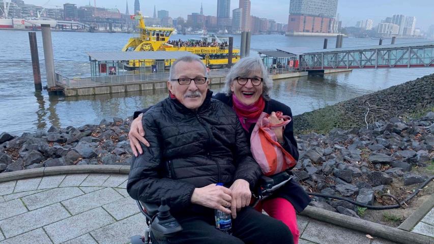 Herr S. und seine Nicht an der Elbe Herr S. und seine Nicht an der Elbe