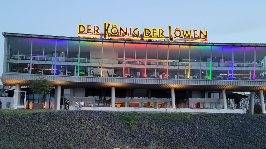 Der "König der Löwen"-Theater Der "König der Löwen"-Theater