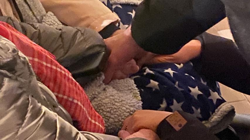 Ein Händedruck zum Segen Ein Händedruck zum Segen