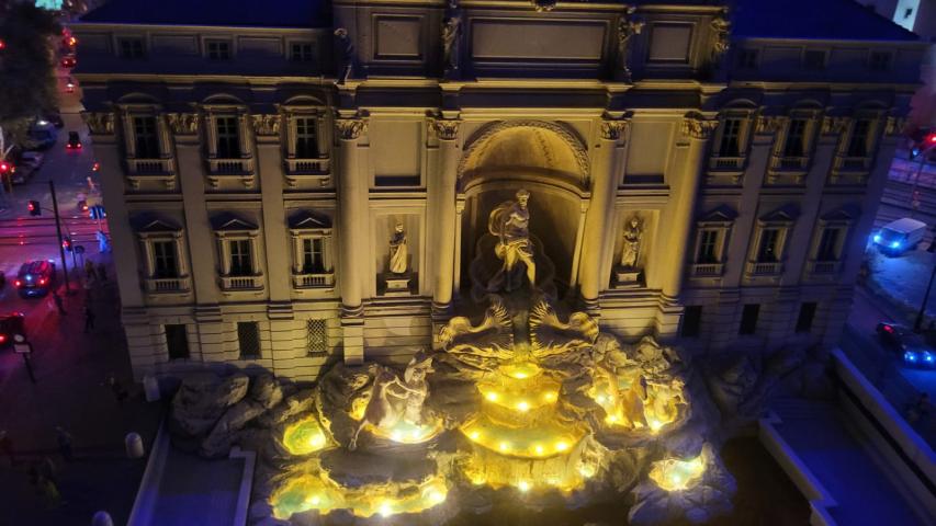 Der römische Trevi-Brunnen im MiWuLa Der römische Trevi-Brunnen im MiWuLa